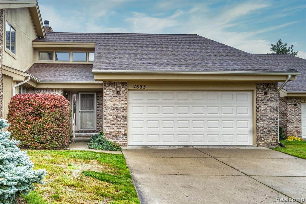 4633 Fairway Crt - Photo 1