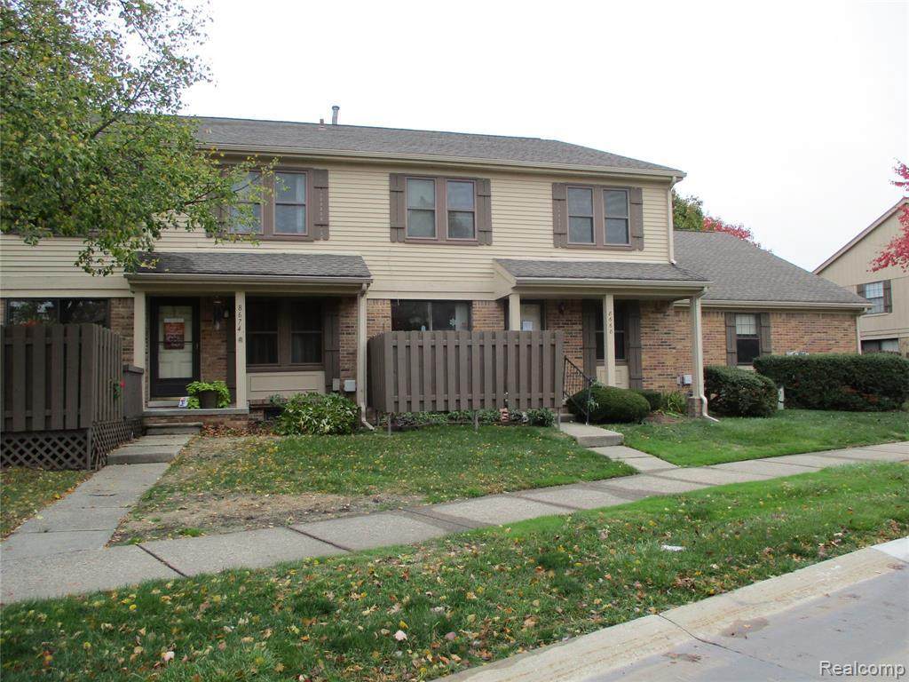 8668 Forest Crt - Photo 1
