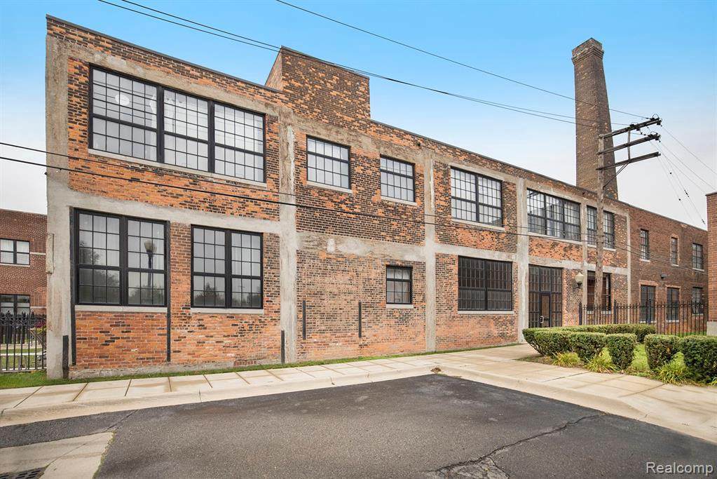 5766 Trumbull Unit#208 St - Photo 1