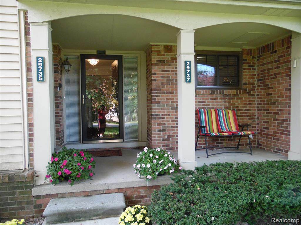 29737 Pine Ridge Cir - Photo 1