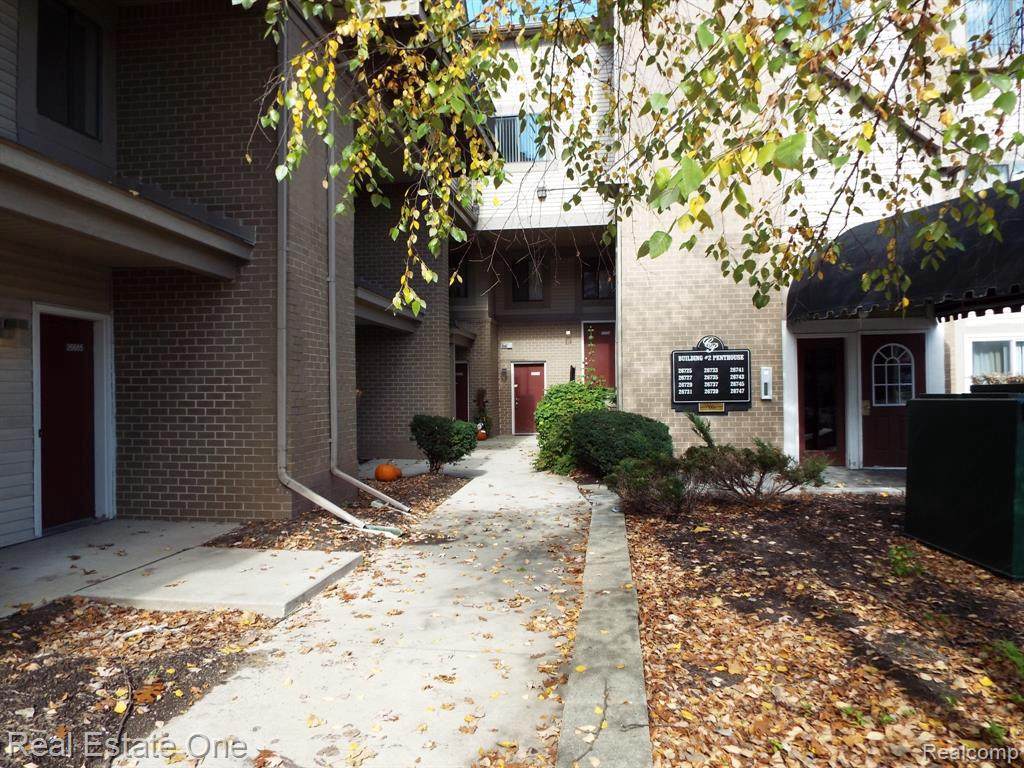 26695 Carnegie Park Dr - Photo 1
