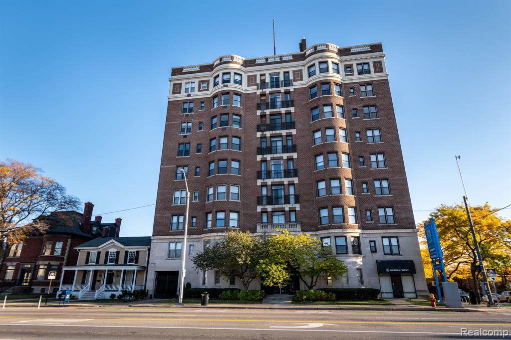 2900 Jefferson Ave - Photo 1