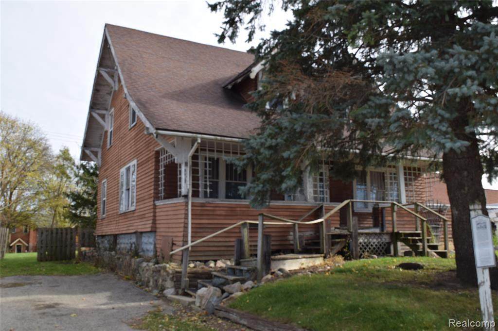 3483 River St - Photo 1