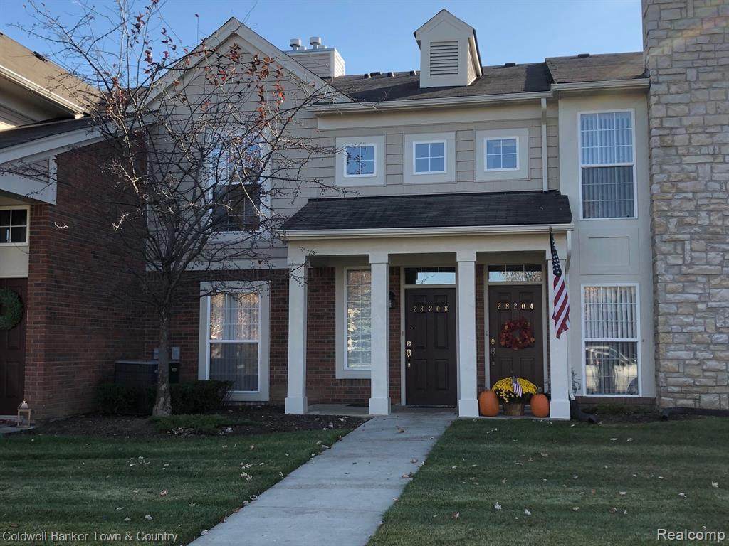 28208 Oakmonte Circle E - Photo 1
