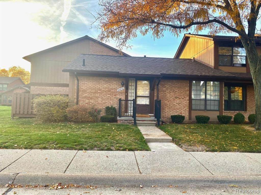 24861 Greenhill Rd - Photo 1