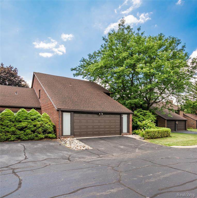 12 Blair Ln - Photo 1