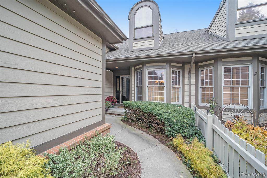 6578 Steeple Ridge - Photo 1