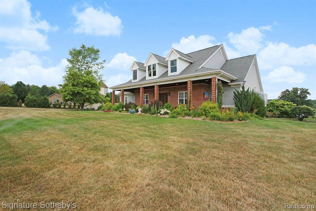 7477 Groveland Rd - Photo 1