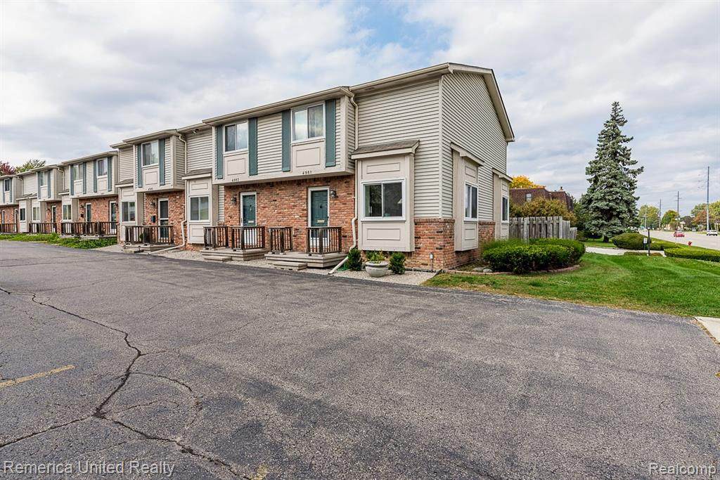 4983 Crooks Rd - Photo 1