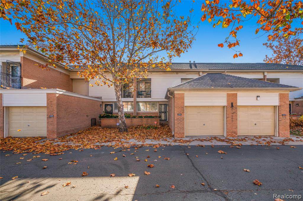 1004 Stafford Pl - Photo 1