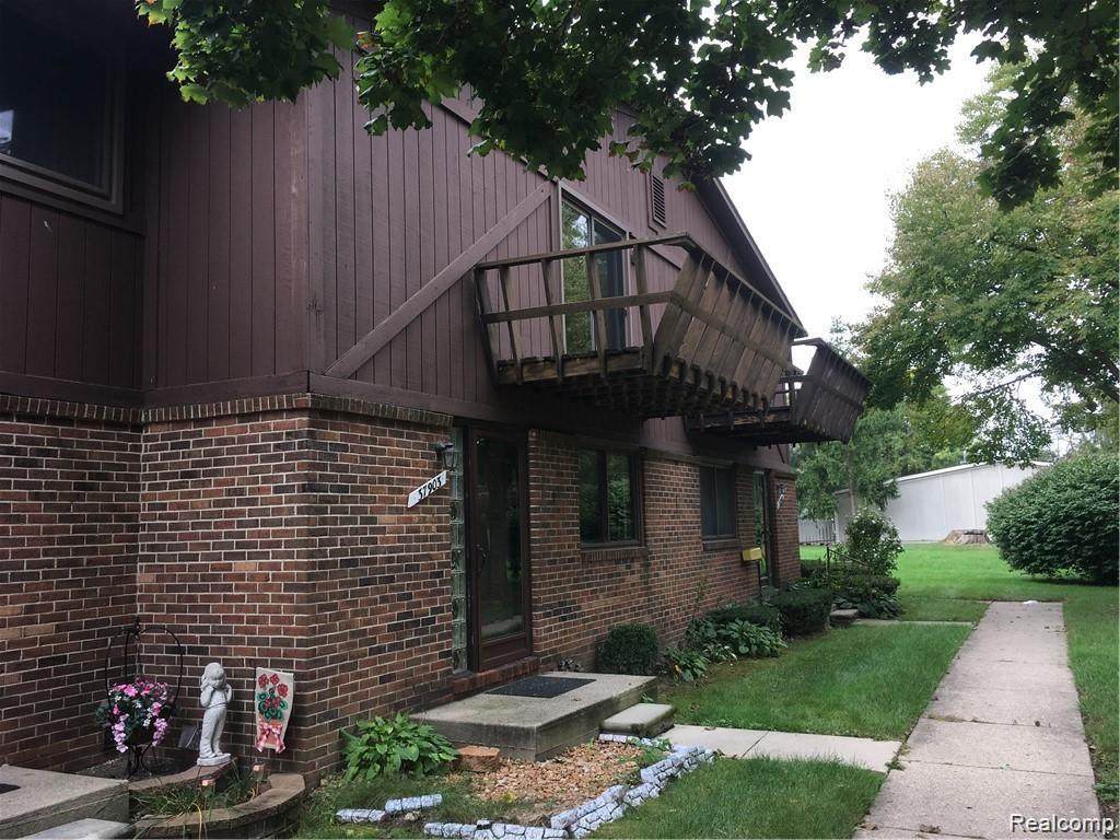 37903 Joyce Dr - Photo 1