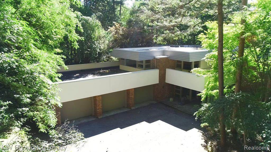 2159 Addaleen Rd - Photo 1