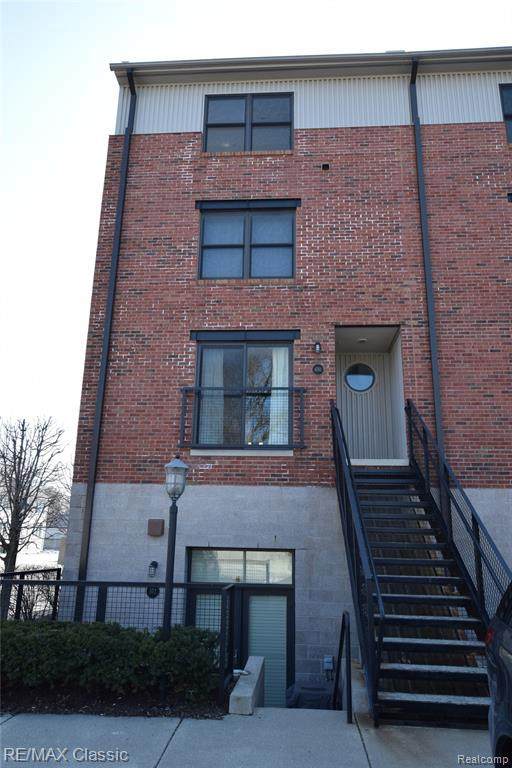 670 11 MILE RD - Photo 1