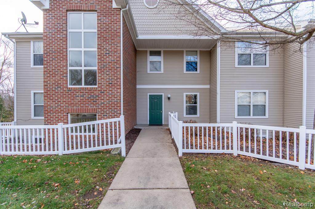 1006 Duncan St Apt 1A - Photo 1