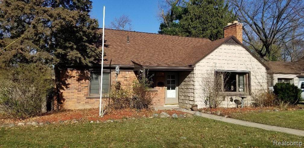 1086 Lewiston Ave - Photo 1