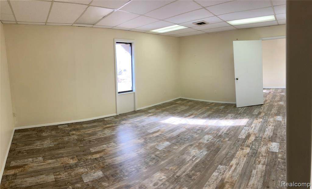 G3500 Flushing - Photo 1