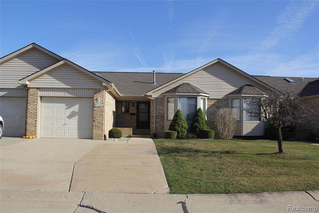 57272 Sycamore Dr - Photo 1