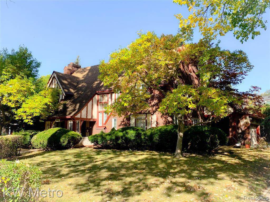 1590 Seven Mile Rd - Photo 1