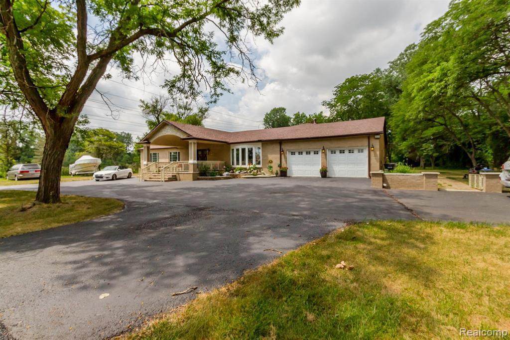 685 Beck Rd - Photo 1