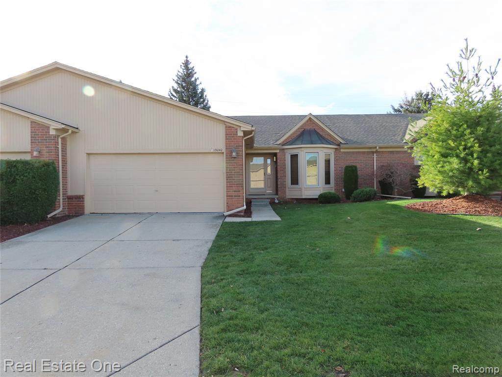 19040 Fortuna Drive S - Photo 1