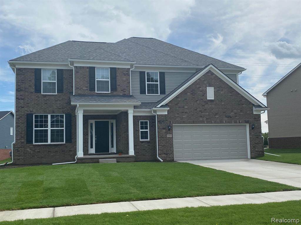 654 Arlington Dr - Photo 1