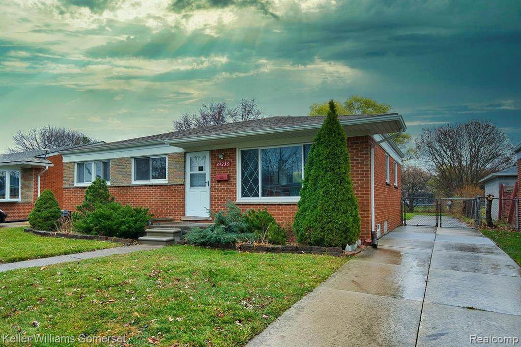24236 Teppert Ave - Photo 1