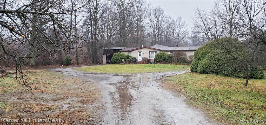 8646 Talladay Rd - Photo 1