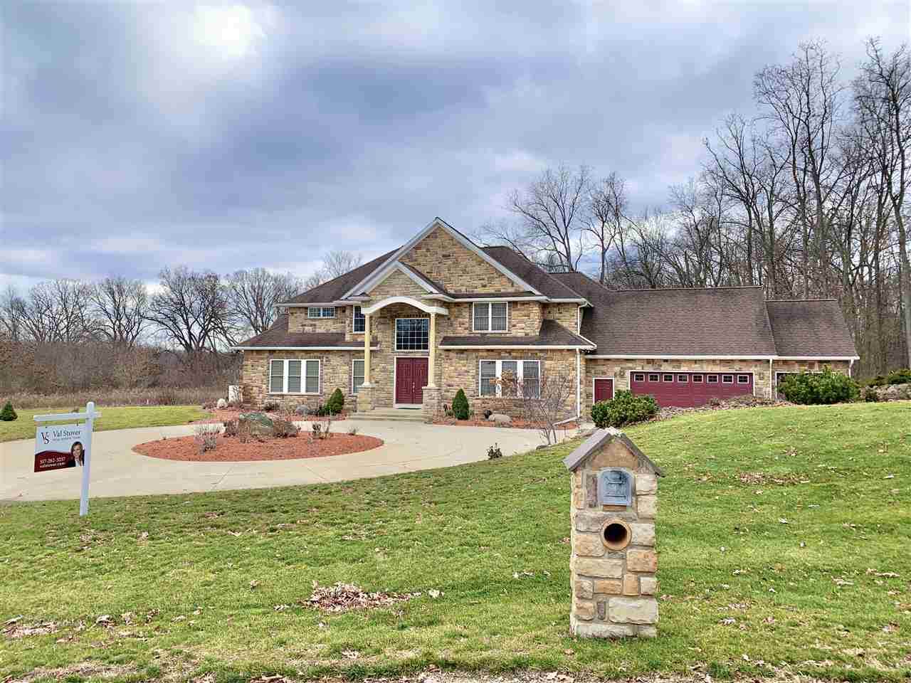 5050 Ikram Oaks - Photo 1