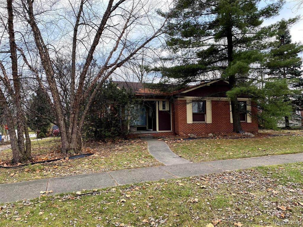 7307 Amboy St - Photo 1