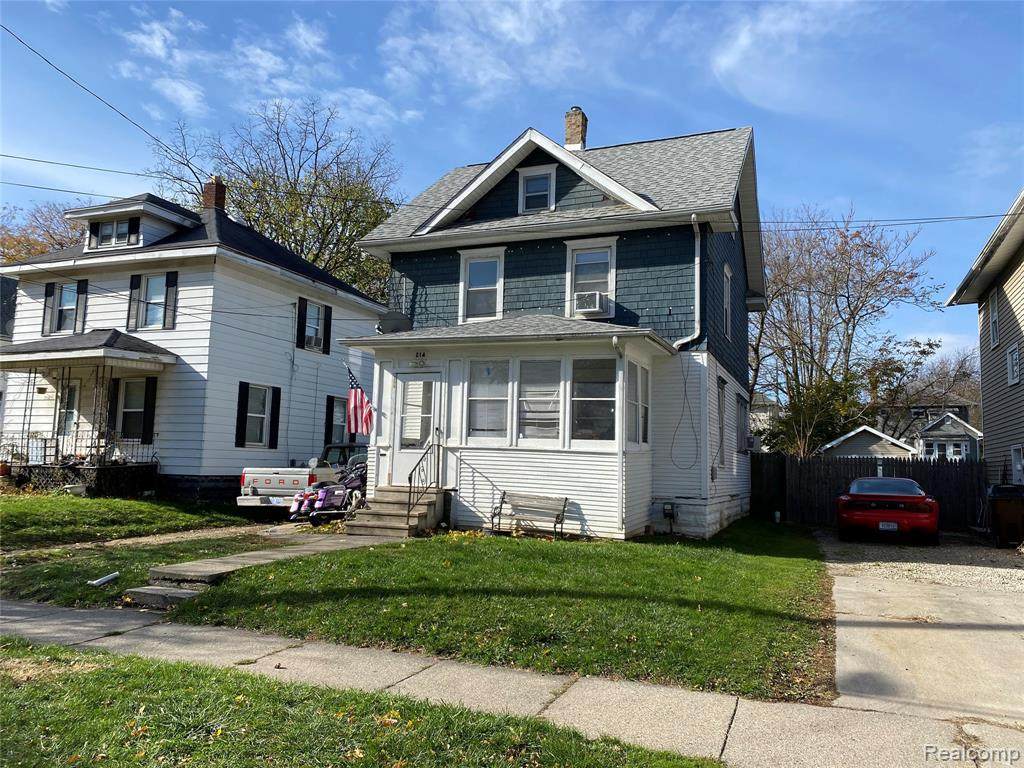 214 Dwight St - Photo 1