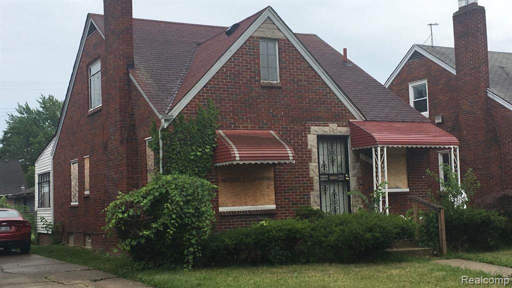 13892 Fairmount Dr - Photo 1