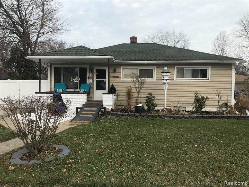 24700 Marigold Ave - Photo 1