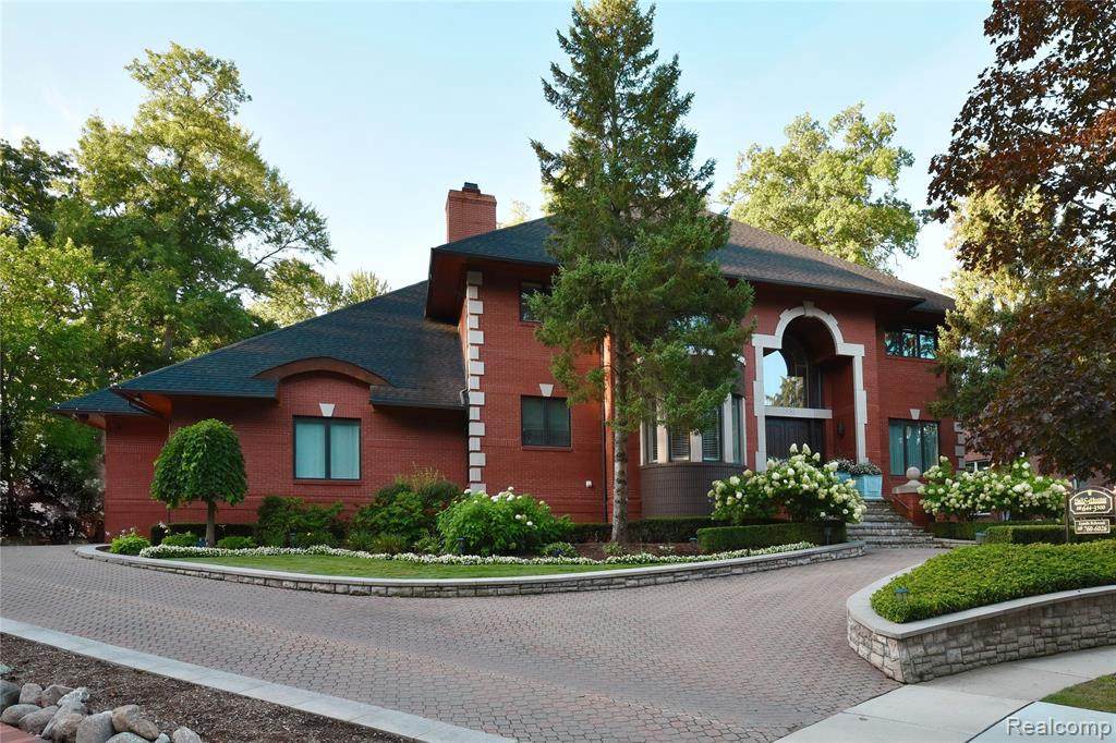 1881 Kenwood Crt - Photo 1