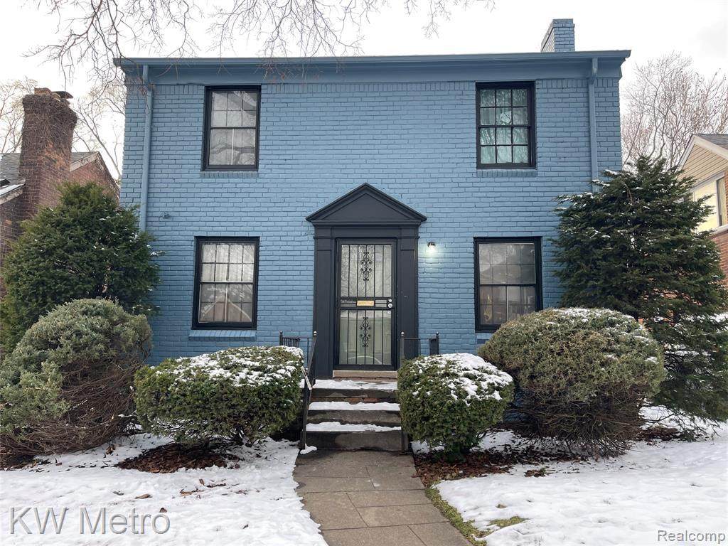 18943 Rutherford St - Photo 1