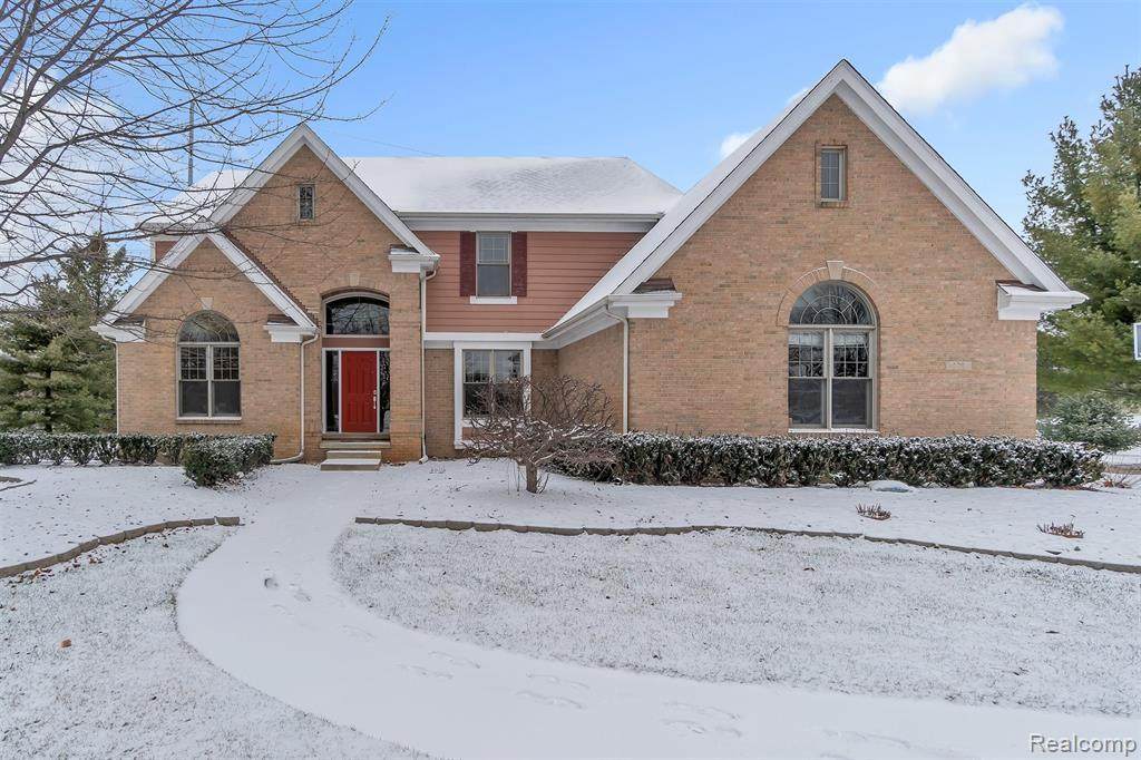 179 Gailes Crt - Photo 1