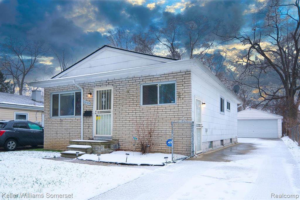 12103 Rockland - Photo 1