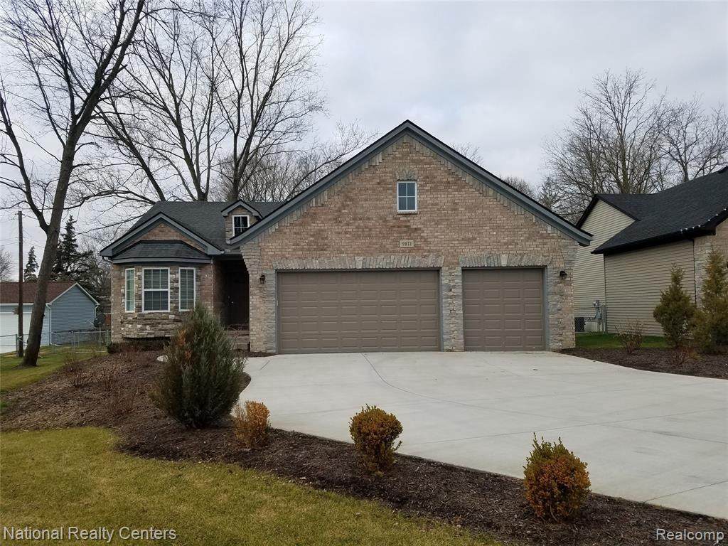 9811 Wayne Rd - Photo 1