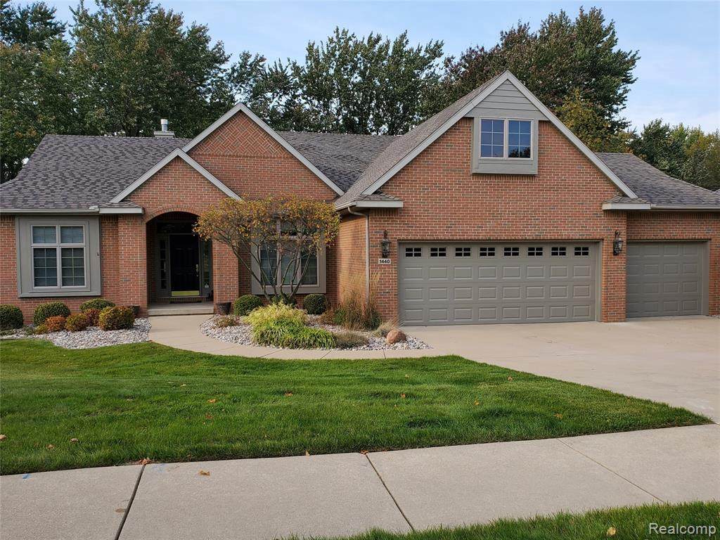 1440 Sanborn Dr - Photo 1