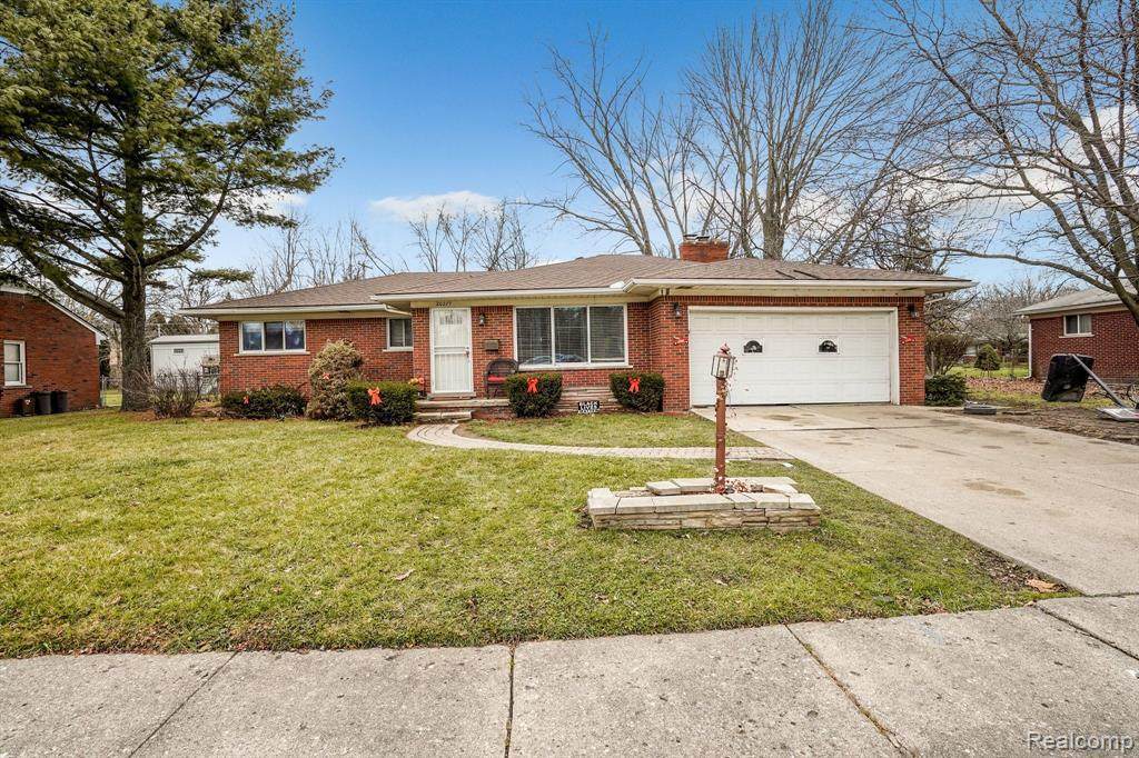 20277 Woodside St - Photo 1