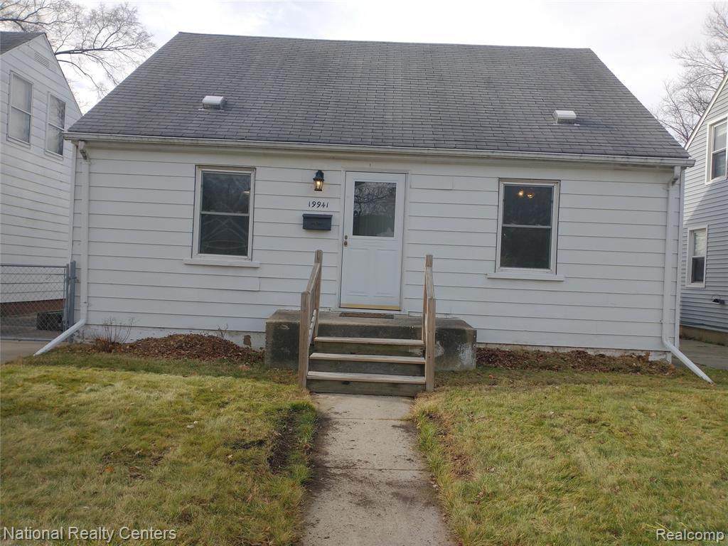 19941 Woodworth - Photo 1
