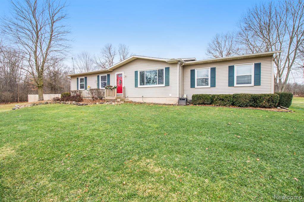 4415 Bullard Rd - Photo 1