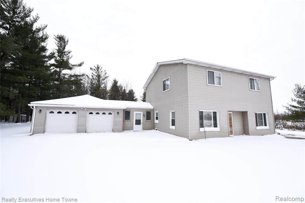 8599 Avoca Rd - Photo 1