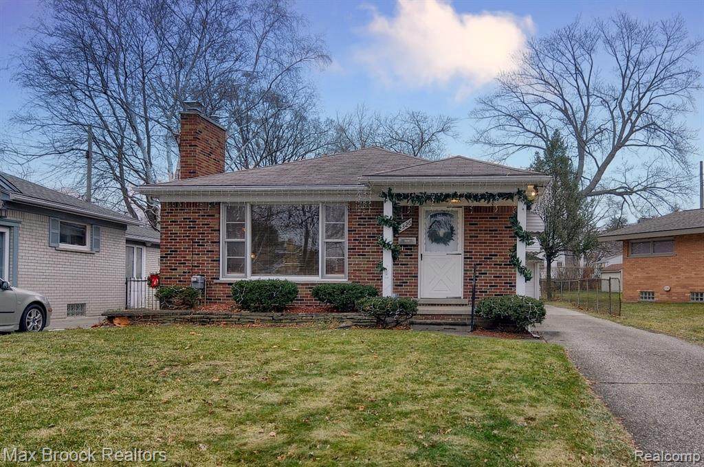 2326 Hawkins Ave - Photo 1