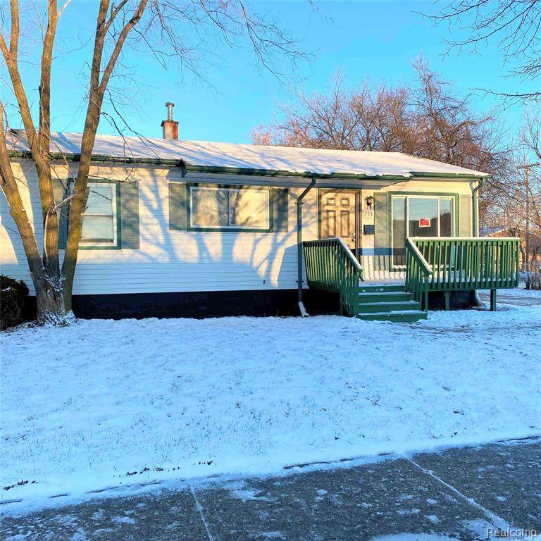 233 Howard St - Photo 1
