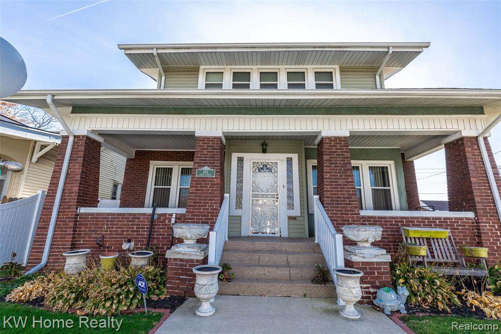 169 Eason St - Photo 1