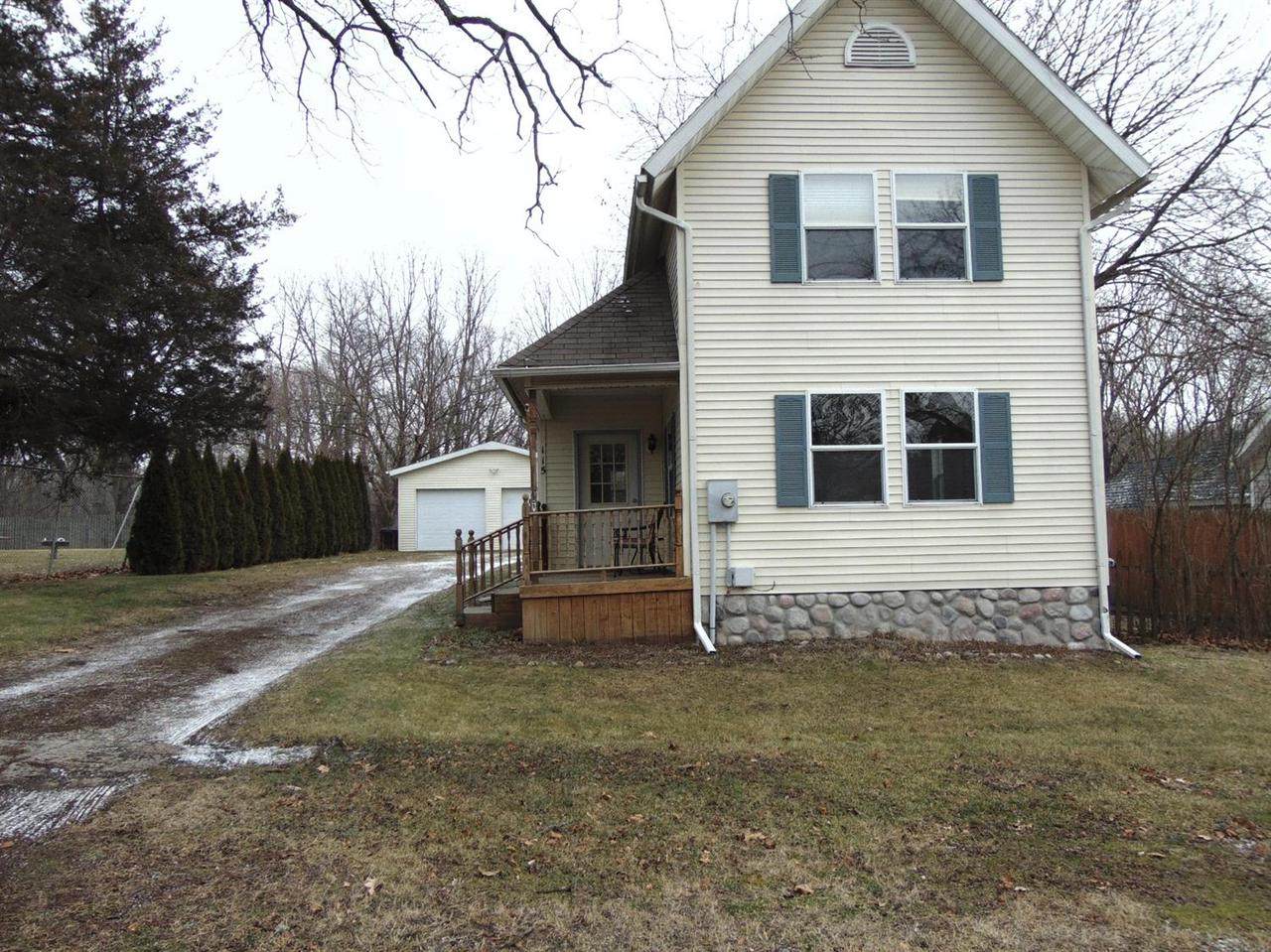 115 Main St - Photo 1