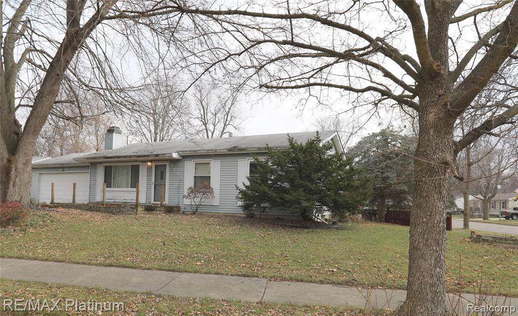 5445 Wendy Cir - Photo 1