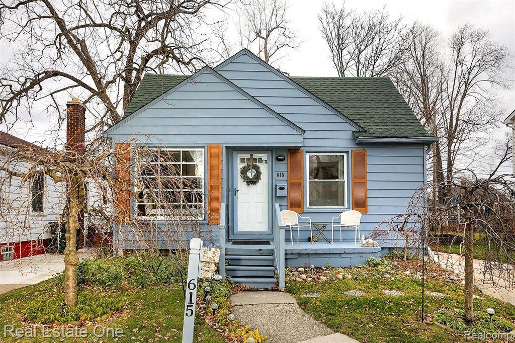 615 Webster St - Photo 1
