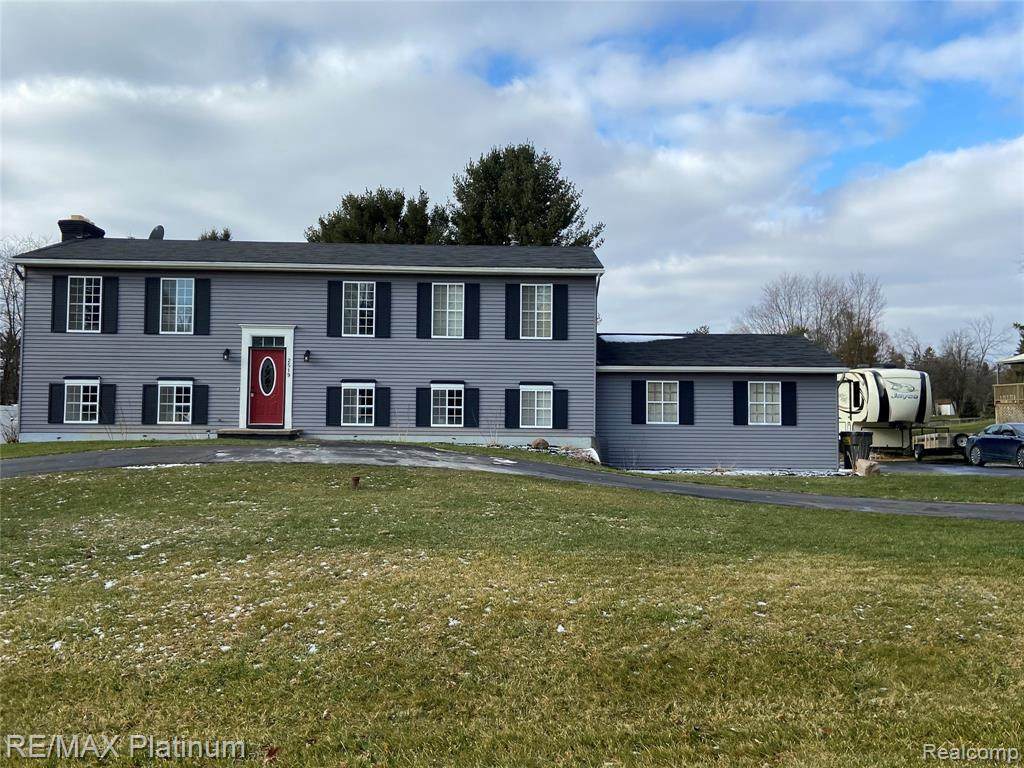 2519 Sun Terrace Dr - Photo 1