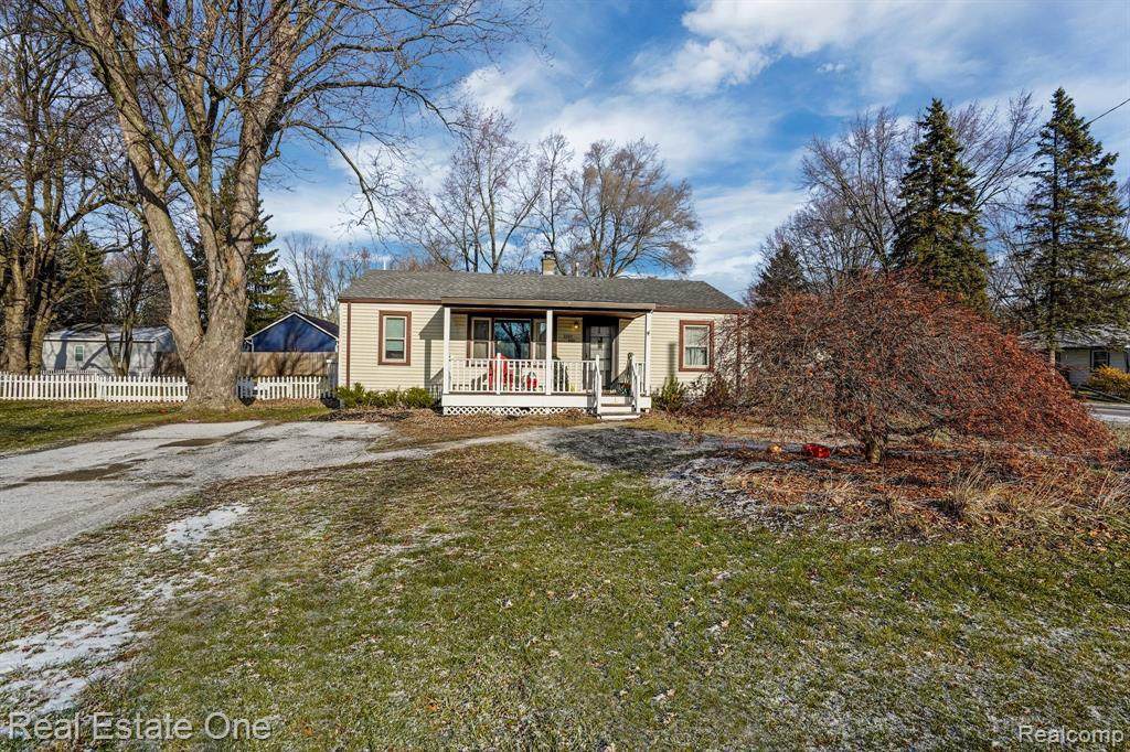 1197 Eddie St - Photo 1